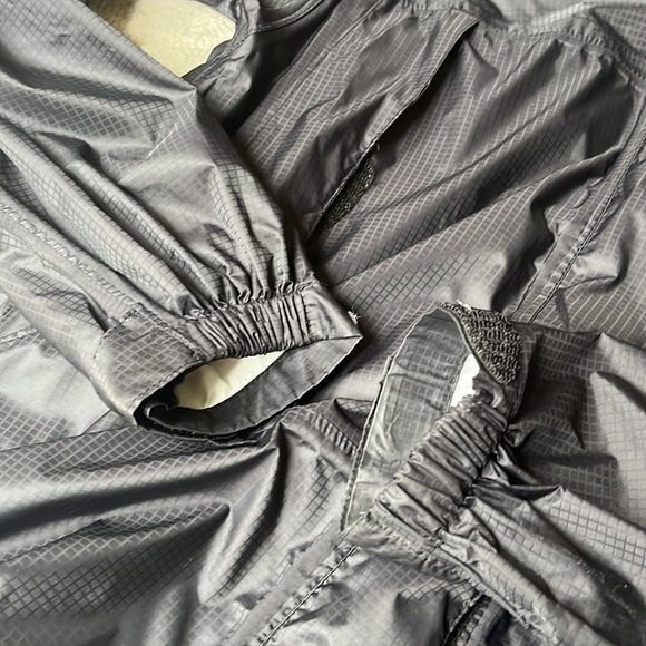 Womans LL Bean Trail Jacket Black Small - Picture 3 of 7